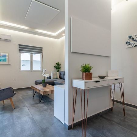 Misty Grey Apartment Near City Centre Heraklion  Ngoại thất bức ảnh