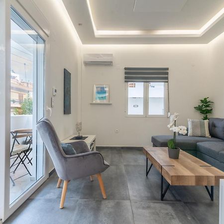 Misty Grey Apartment Near City Centre Heraklion  Ngoại thất bức ảnh