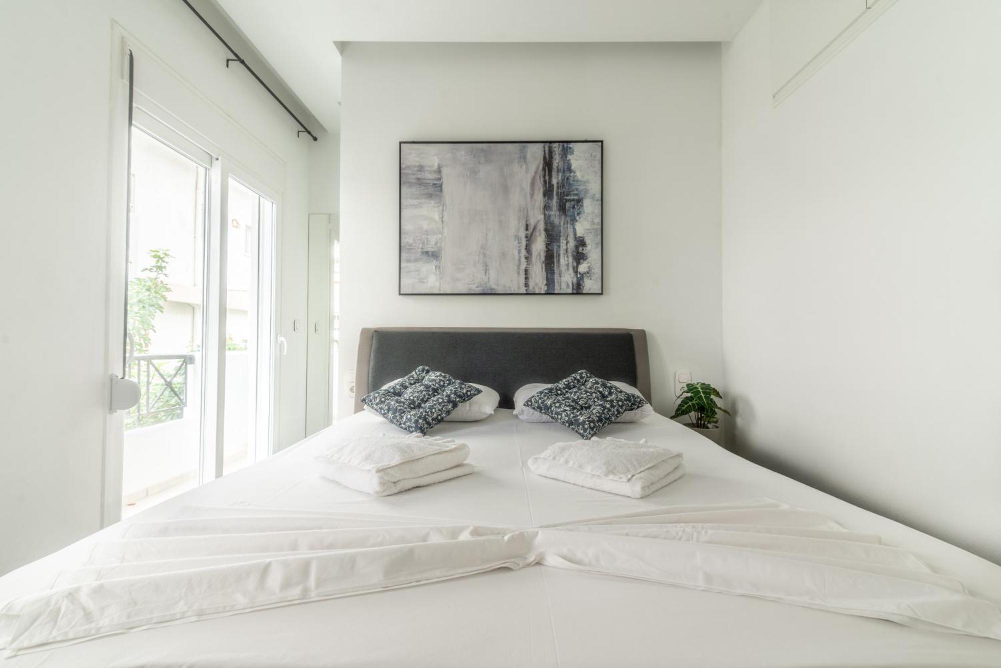 Misty Grey Apartment Near City Centre Heraklion  Ngoại thất bức ảnh