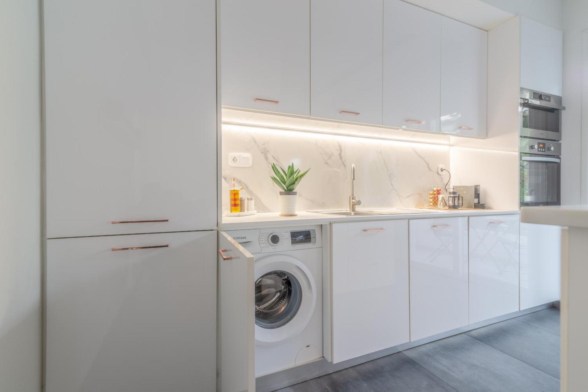 Misty Grey Apartment Near City Centre Heraklion  Ngoại thất bức ảnh